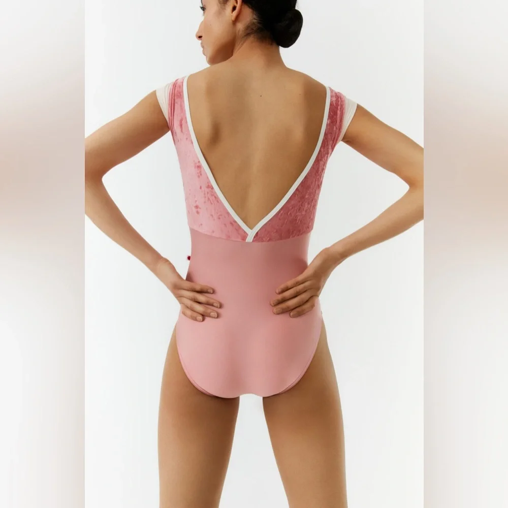 SOLD: Yumiko Contrast Alicia | Crushed Velvet - Romance | Medium - Picture 9 of 10